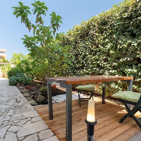 Charming Seafront Apartment With Garden And Patio فيرتيليا المظهر الخارجي الصورة